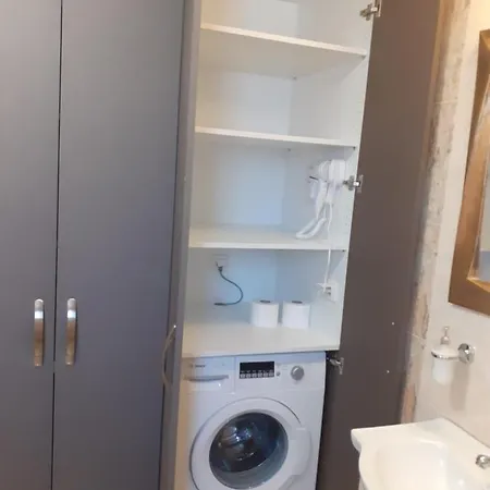 펜션 Vasiliki 필로스